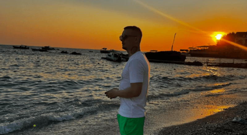 “Njerëzit janë si valët, të gjithë të ngjashëm, por asnjëri i njëjtë”, thotë Cozmani