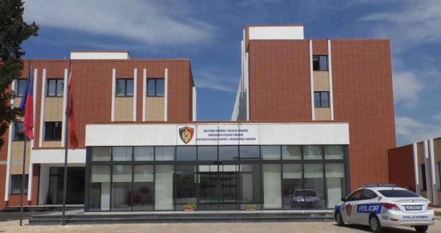 Hidhet tritol para agjencisë së funeraleve në Shkodër