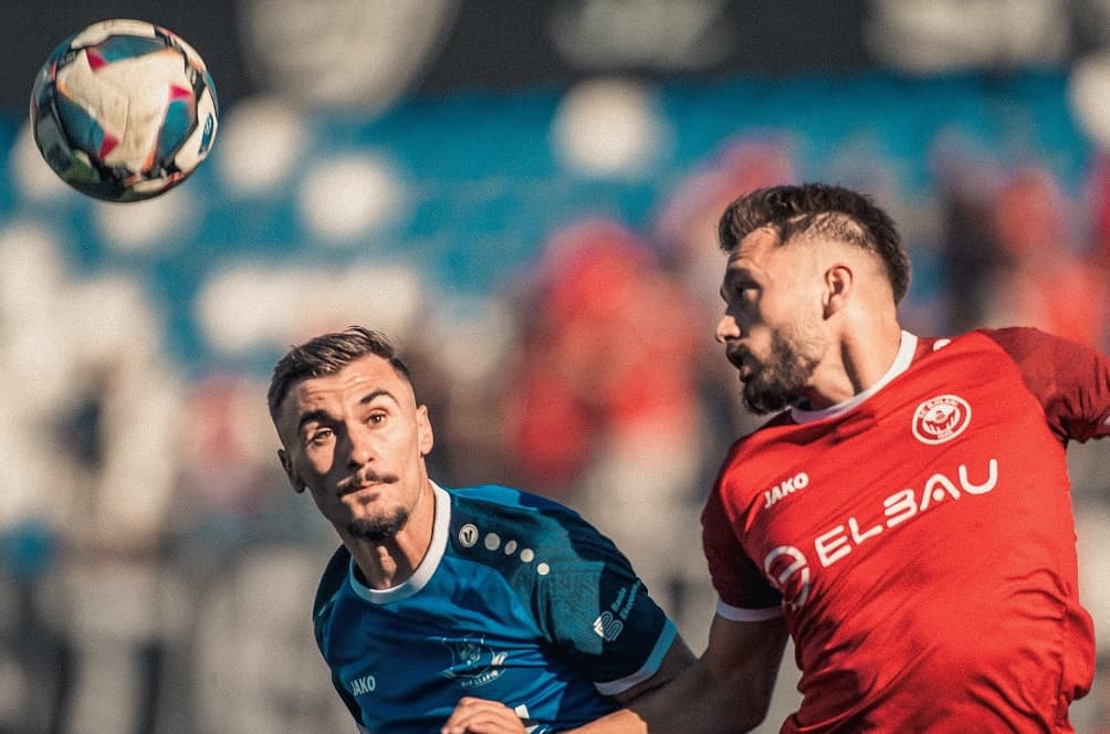 Xhiroja e 25-të, superndeshje në mesjavë
