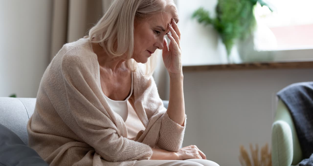 Ndryshimet e kolesterolit gjatë menopauzës mund të nxisin sëmundjet e zemrës, tregon studimi