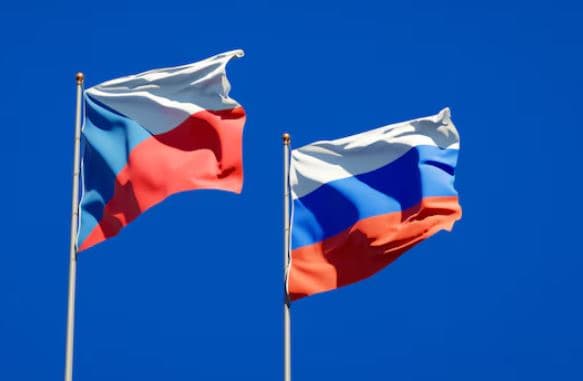 Kremlini akuzon Republikën Çeke për “vjedhje”