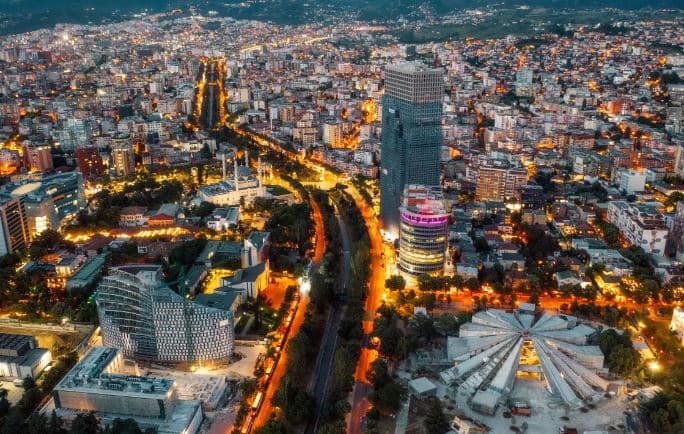 Mbi 6 milionë turistë e vizituan Shqipërinë në shtatë muaj