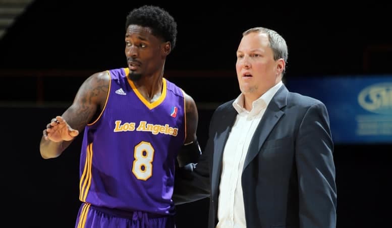 Dikur në NBA te LA Lakers, sot Casey Owens trajner i Yllit