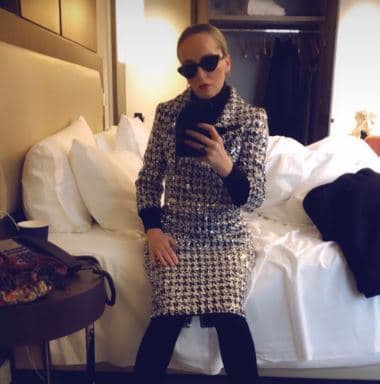 Adriana Matoshi shfaqet krejt stil