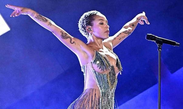 Doja Cat shkëlqen në skenën e Nju Jorkut