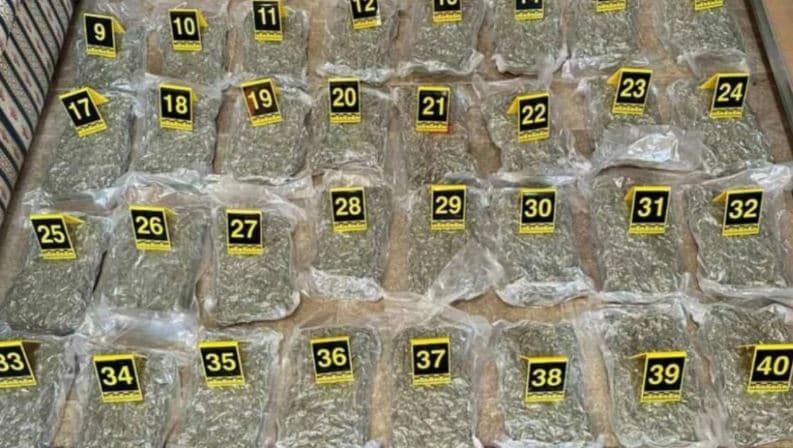 Kapet 66 kilogramë drogë në Ulqin, dy të dyshuar arratisen në Shqipëri