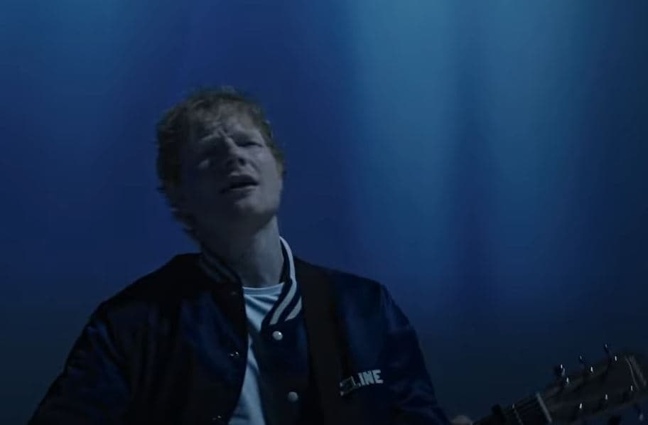 Ed Sheeran publikon këngën e re