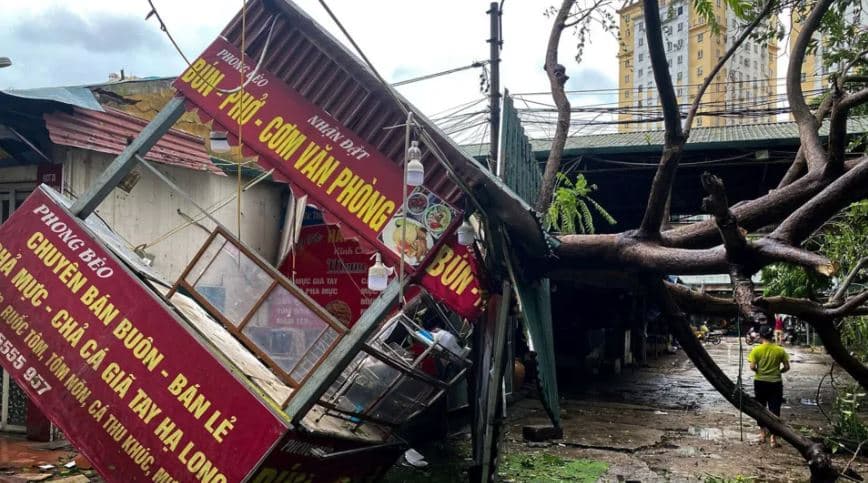 Rrëshqitja e dheut vret një familje në Vietnam