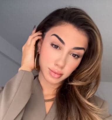 Melinda Ademi uron fillimin e muajit të Ramazanit