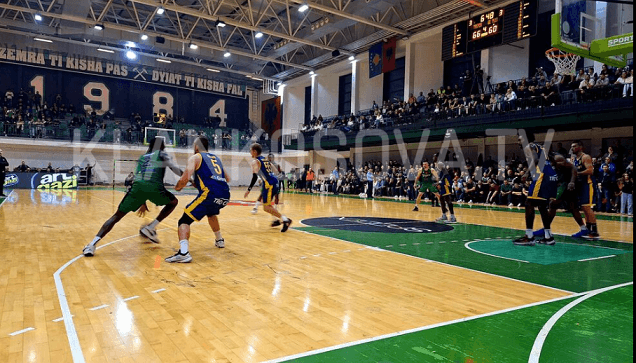 Trepça shndrit mbi Yllin