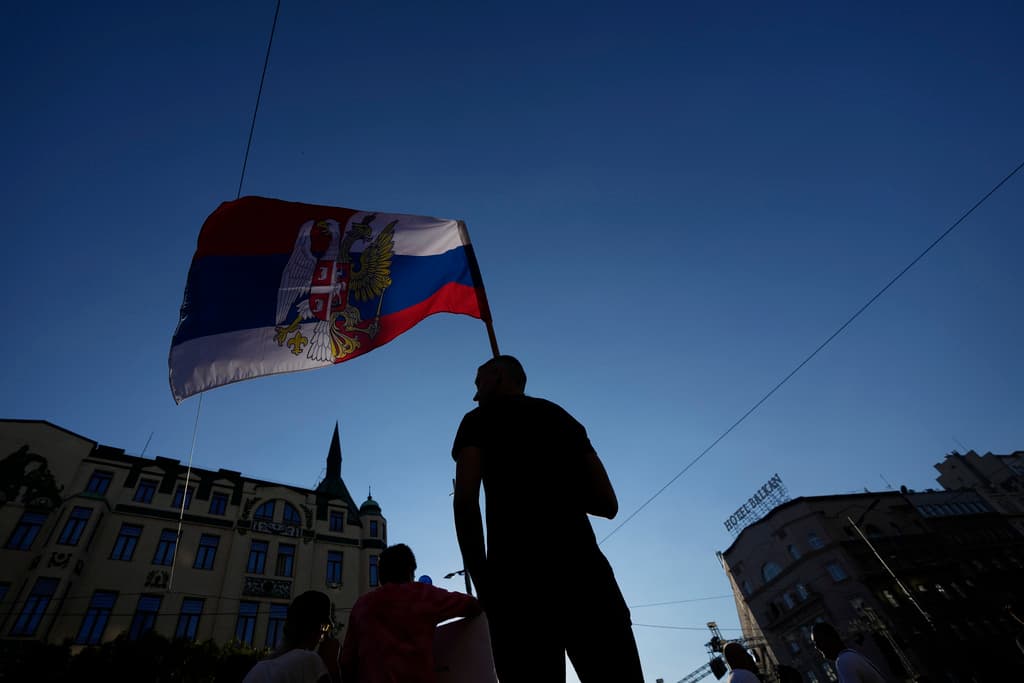 Beograd: Serbët e Kosovës takohen me opozitën atje, bisedojnë për strategjinë e re për serbët në Kosovë