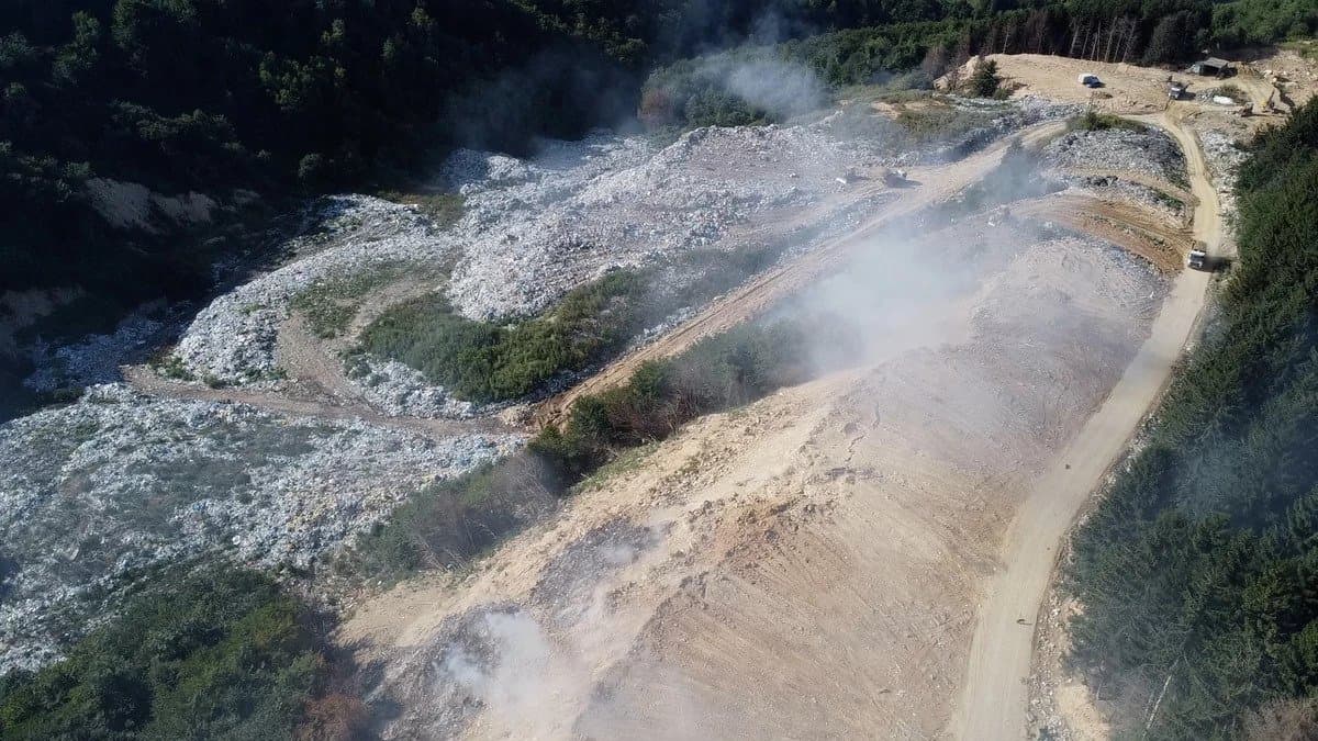 Varrezë e mundshme masive me civilë shqiptarë, Serbia konfirmon kërkimet pranë Novi Pazarit