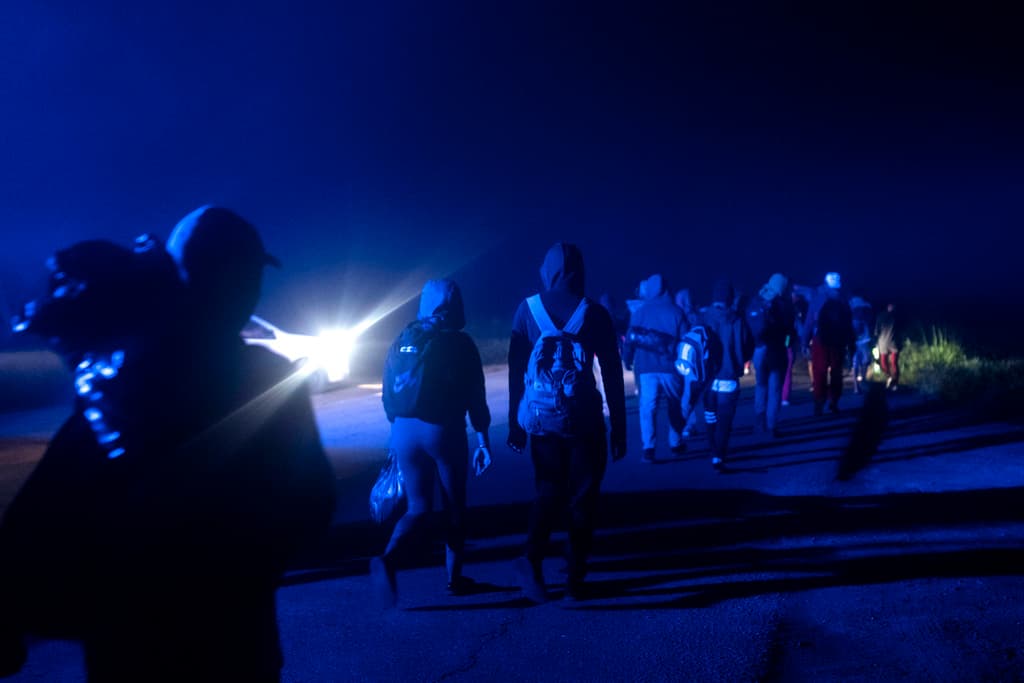 Aktakuzë ndaj shtatë personave – kontrabanduan migrantë nga Shqipëria në Kosovë, e pastaj në Serbi