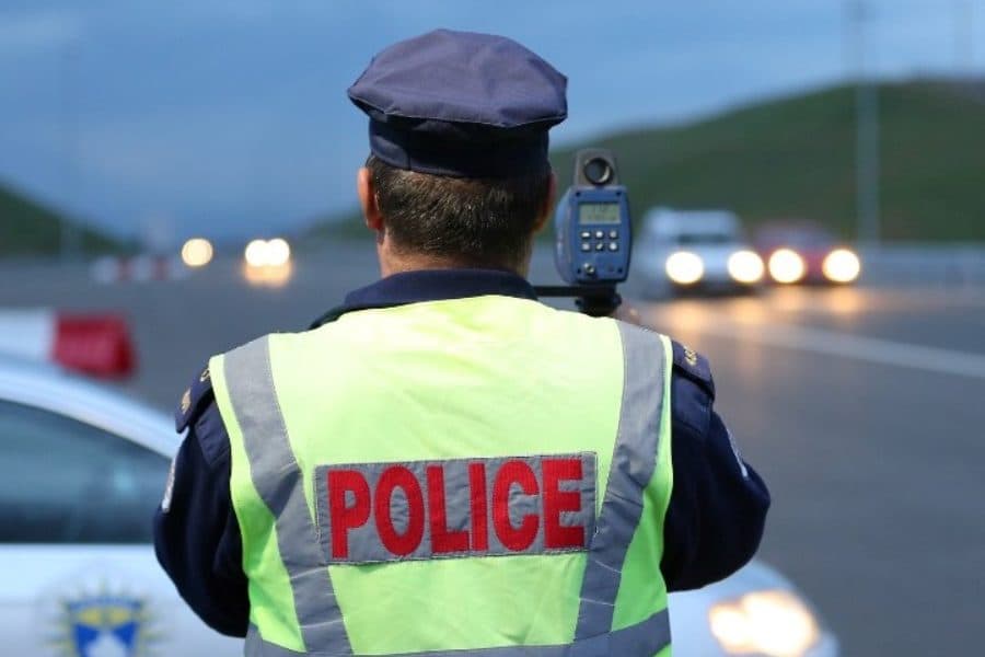 Raporti i IPK-së: Dyshohet për mospërputhje të gjobave për tejkalim shpejtësie