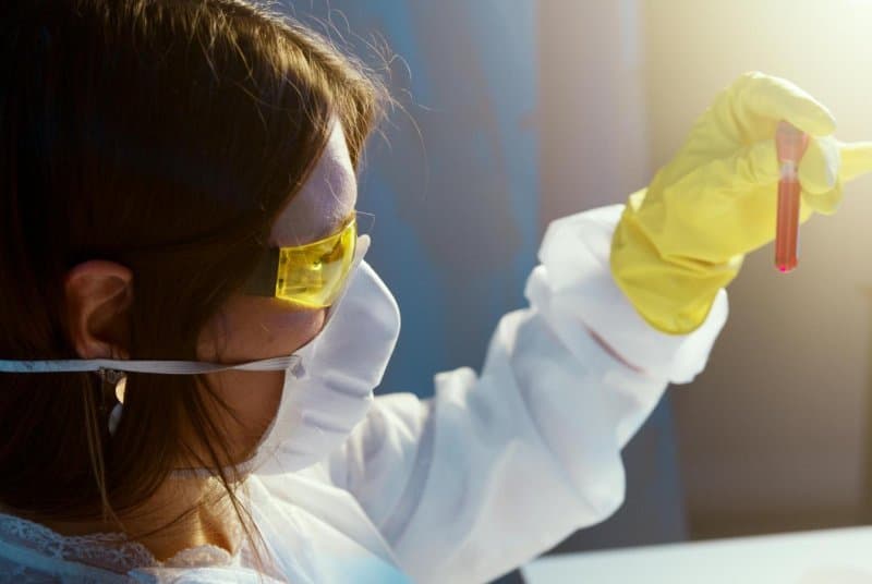 Testi i gjakut mund të parashikojë rrezikun e grave për sëmundje kardiovaskulare në 30 vjet, thotë studimi