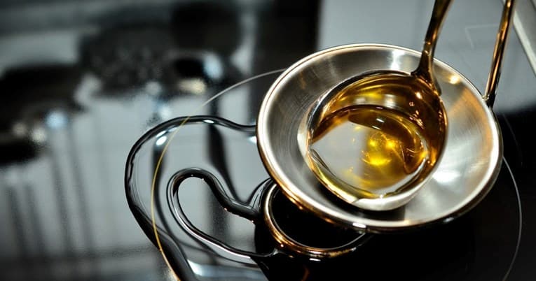 Tre ushqimet më të këqija për shëndetin e mëlçisë që duhet t'i shmangni