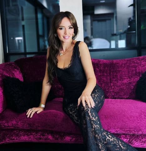 Adriana Matoshi, mahnitëse në paraqitjen e fundit
