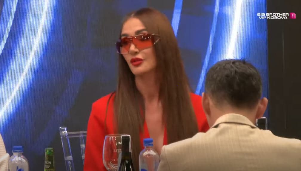 Kush duhet të largohet nesër nga shtëpia sipas Arit? (VIDEO)