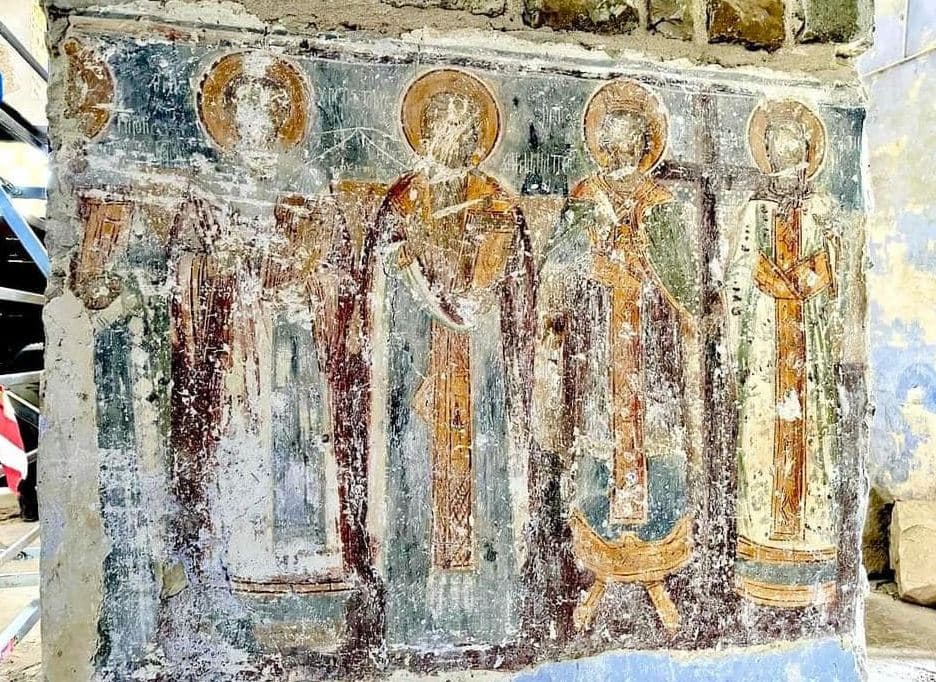 Zbulohen thesare të çmuara në Kishën e Manastirit të Shën Kollit në Mesopotam