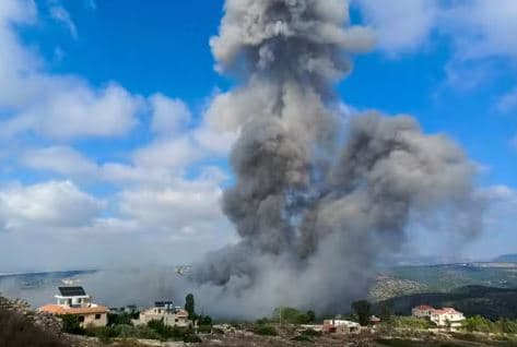 Libani godet me 75 raketa veriun e Izraelit