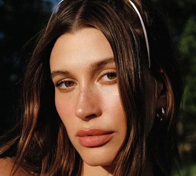 Një bukuri si Hailey Bieber