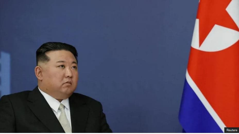 Kushtetuta e Koresë së Veriut tani e quan Jugun "shtet armiqësor"