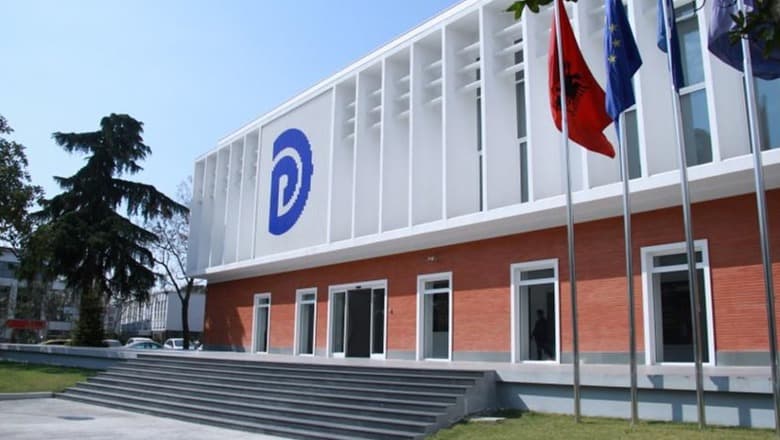 PD-ja kallëzon në SPAK 73 deputetë të mazhorancës