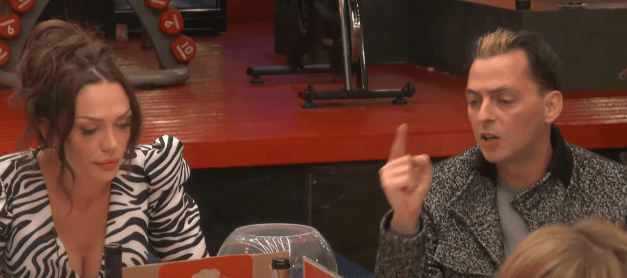 Besforti humb durimin me Rezin: Pusho o njëri i sëmurë, pusho! (VIDEO)
