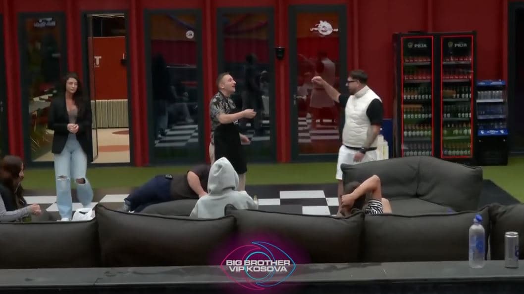 Për kë po flasin Rezarti dhe Mevlani? (VIDEO)