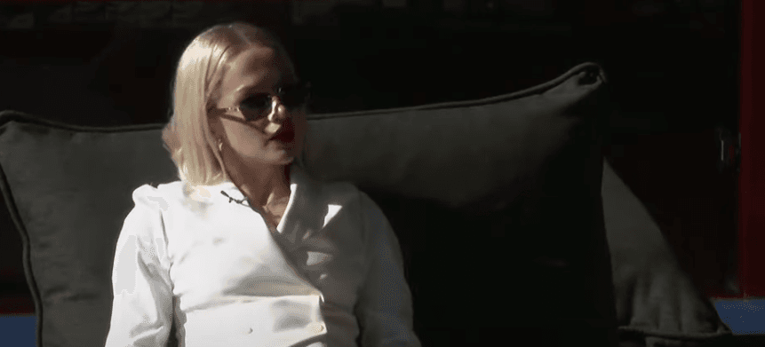 Banorët shijojnë diellin, Sara kërkon t'i njeh më shumë djemtë (VIDEO)