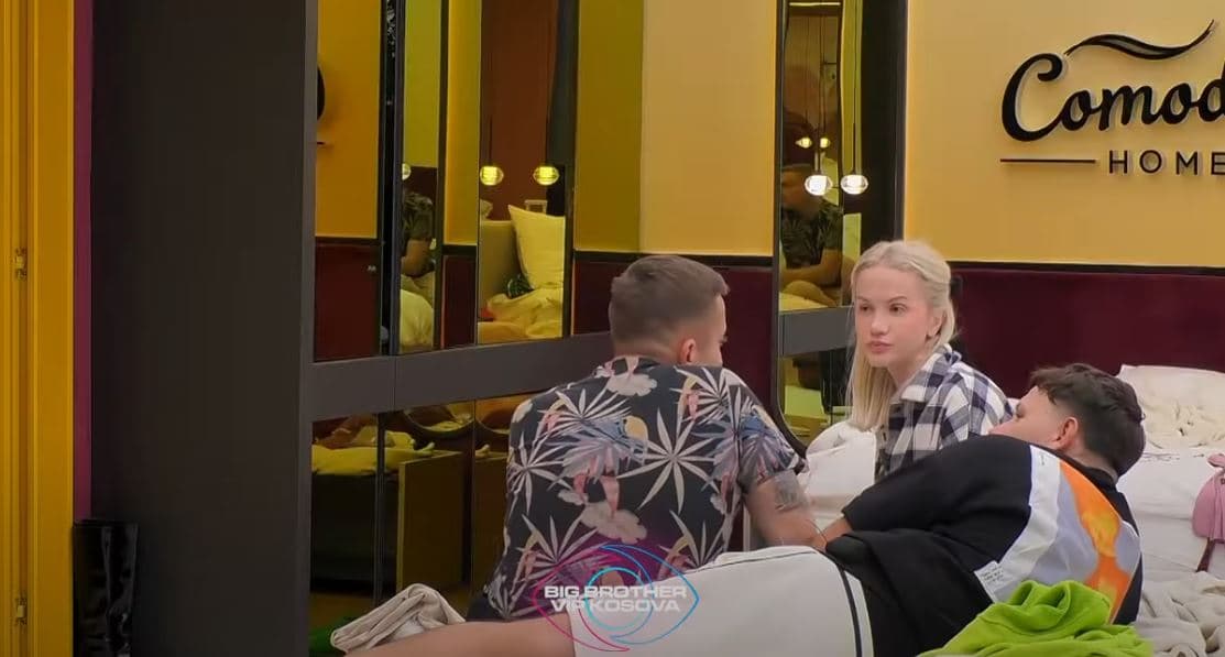 Rezi dhe Mevlani, ngacmojnë Sarën për Burimin (VIDEO)