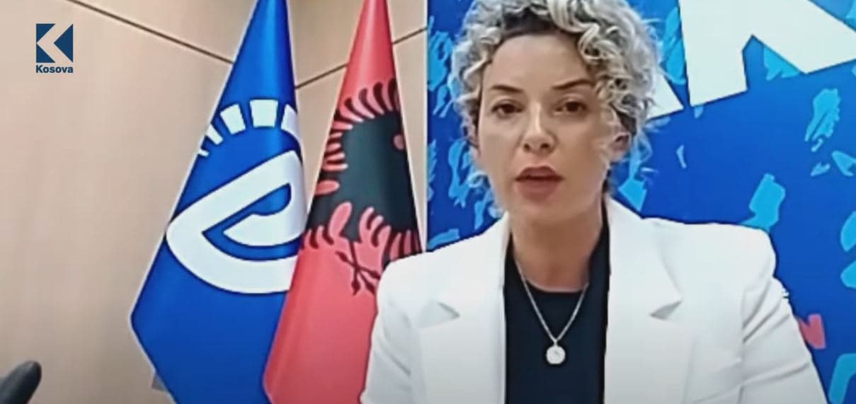 Bardhi pas protestës në Tiranë: Të hedhësh molotov në drejtim të një institucioni është simbolike