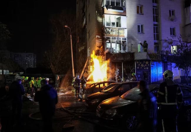 Sulmet ajrore ruse vrasin katër persona në Kharkiv, thotë Ukraina