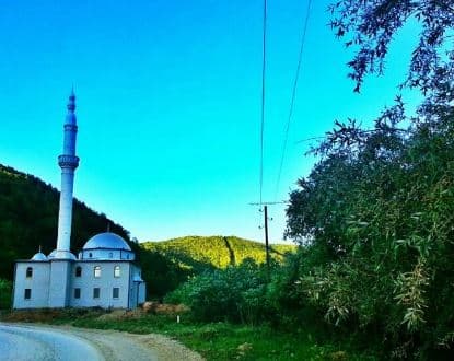 Vidhet arka e bamirësisë në xhaminë e Siqevës