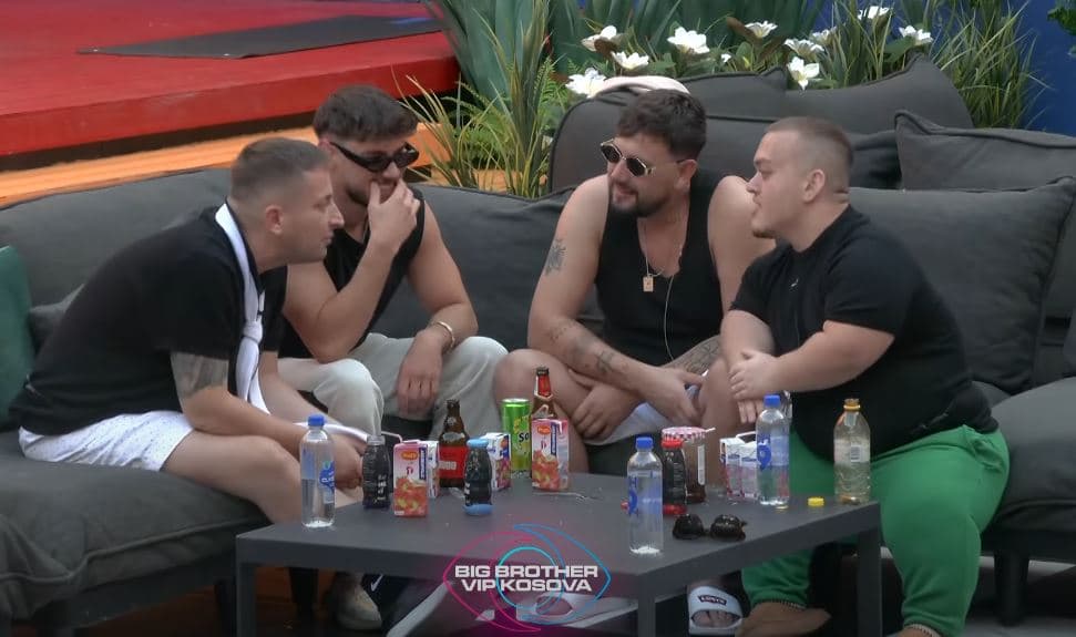 "I hipa përmbi", Burimi tregon natën e zjarrtë me dy ruse (VIDEO)