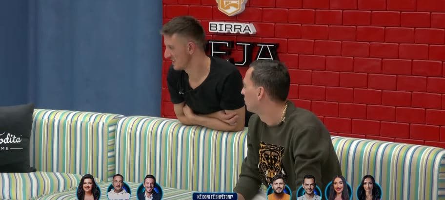Gresa kërkon ndihmë nga djemtë për të sulmuar Rezin