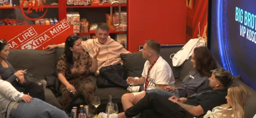 Tensione sërish mes Gresës dhe Rezit - nuk mungojnë ofendimet (VIDEO)