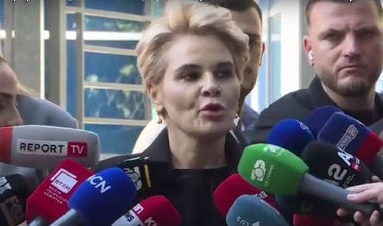 Kryemadhi: “Ku kanë b.... të flasin ata”