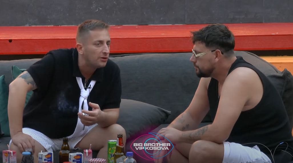 "Nuk ndihem i fyer nga një debil dhe budalla si ai" - Rezi i ashpër për Besfortin
