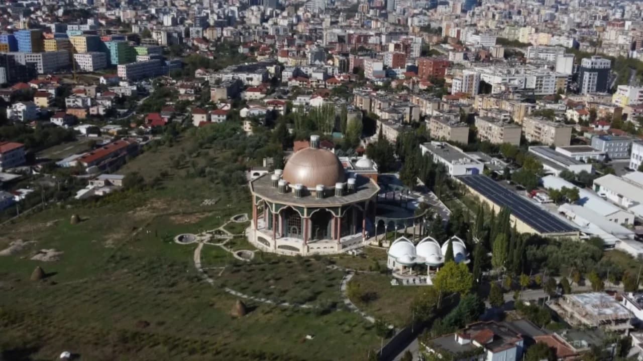 Si zgjidhen dilemat e shtetit bektashi