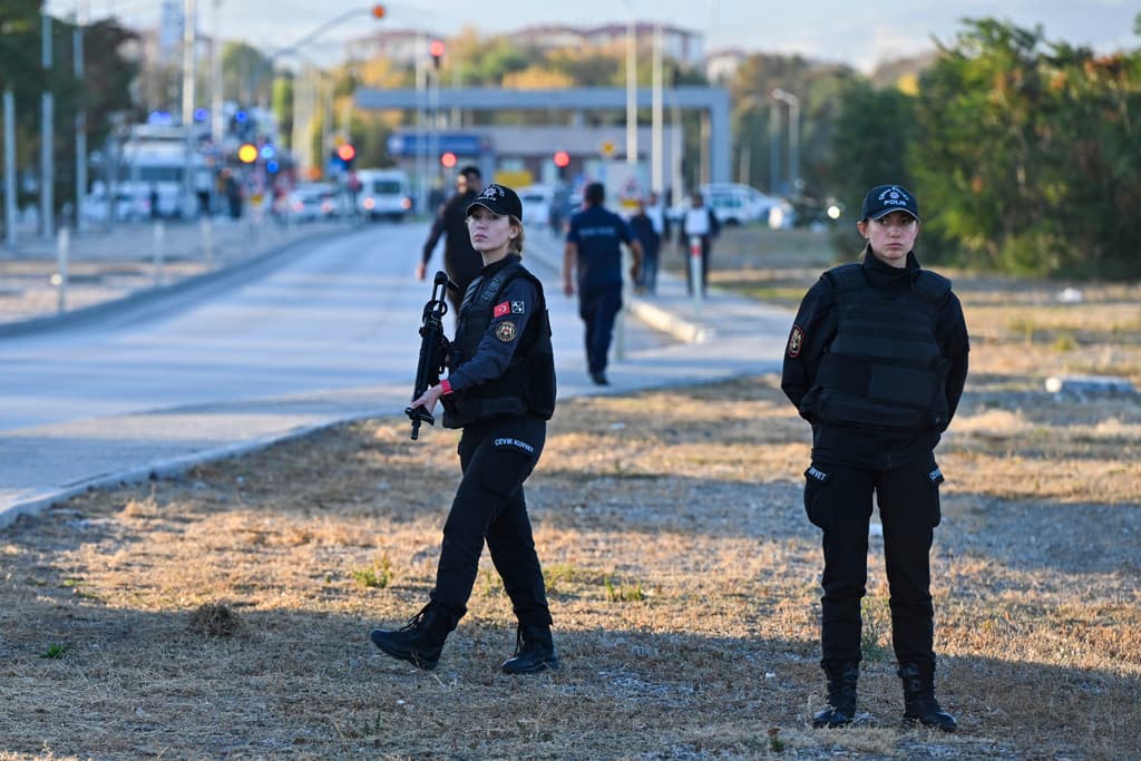 Gjashtë të vdekur nga sulmi në TUSASh në Turqi – por çfarë bën kjo kompani?