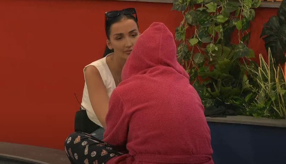 "Krejt shoqet e mia i blinte me para", Xheneta me deklaratë të rëndë për ish të fejuarin