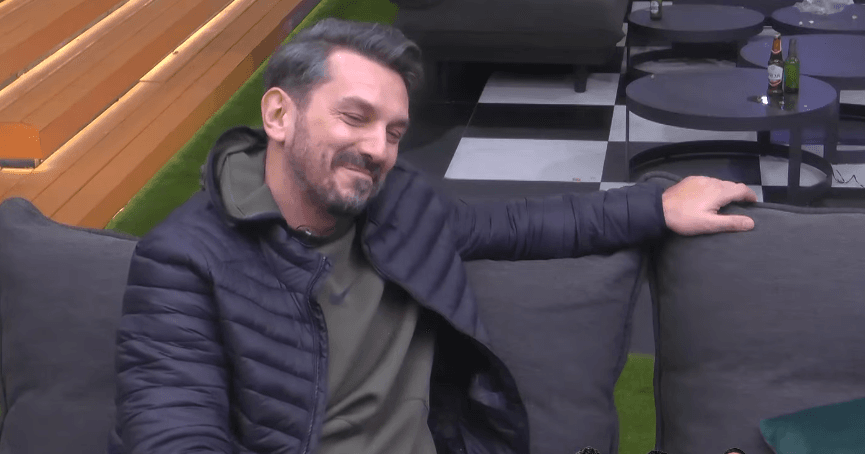 Atilla ndez shtëpinë për Drenushën: Këtu ka një urë, a e zgjidh me gjemba? (VIDEO)