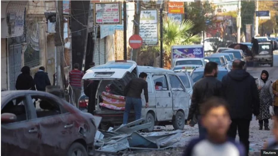 Trupat siriane tërhiqen nga Aleppo ndërsa rebelët po përparojnë