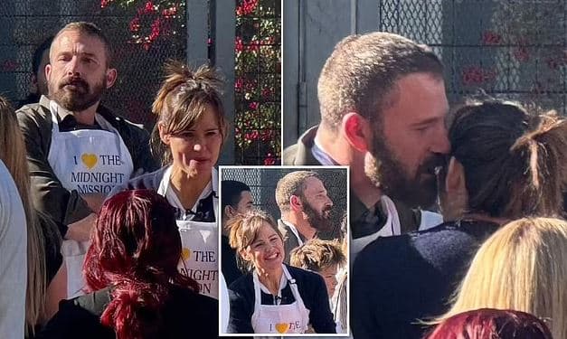 Benn Affleck shihet në humor të mirë në prani të ish-gruas
