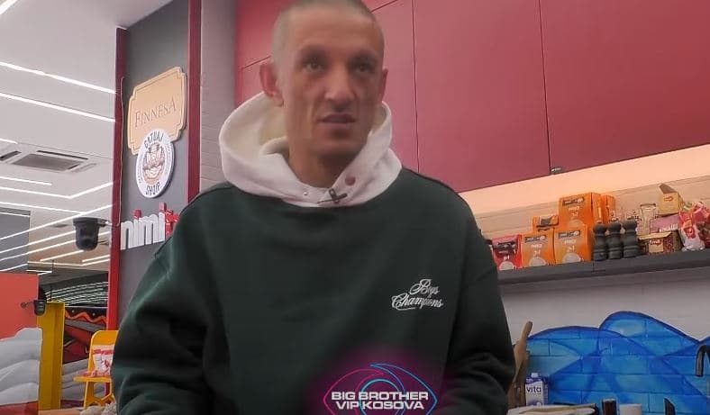 Vullneti zgjohet i pari në shtëpi dhe ka një kërkesë për Prince Caffe-n