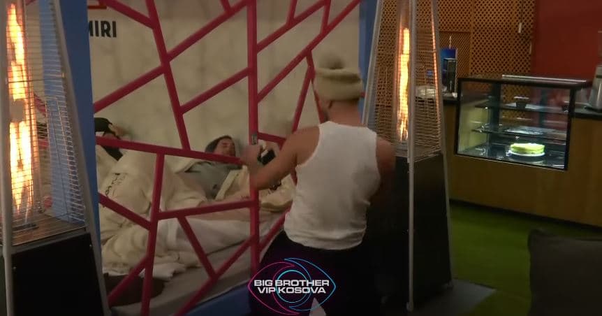 Gjesti-Drilonit: Ti je vetëm piun, kurrë nuk do të fitosh (VIDEO)