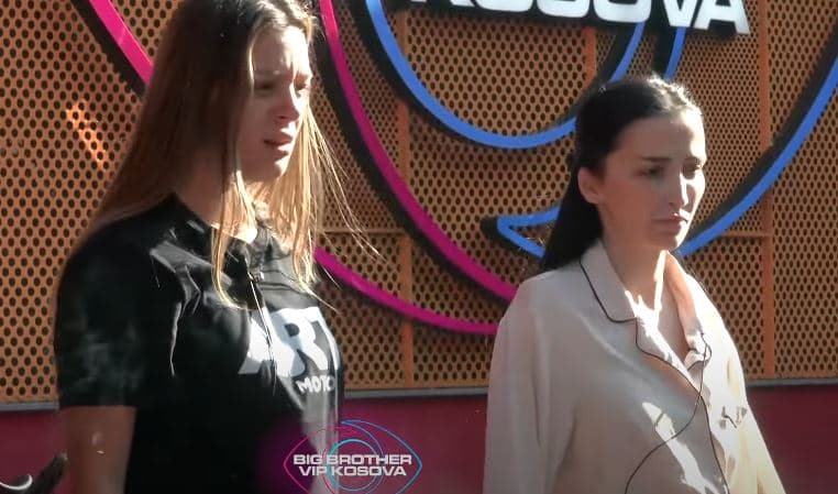 Lela dhe Xheneta përplasen me Gresën pasi ajo i akuzon se ato e bënë shtëpinë 'hallakam'
