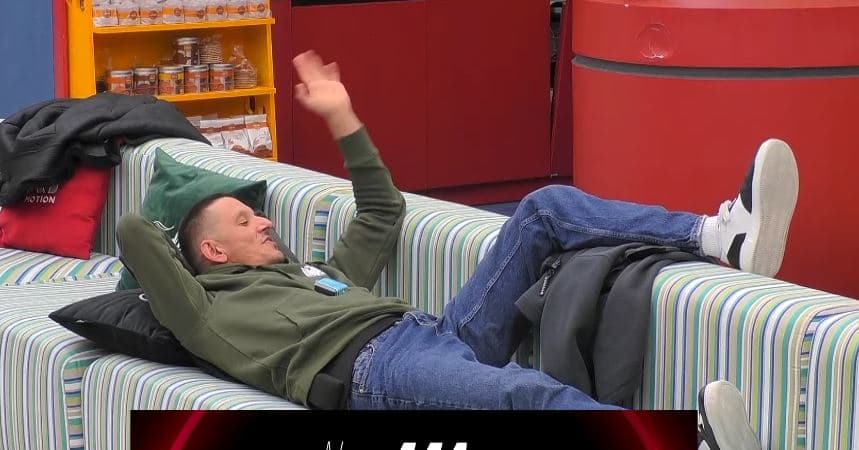 Vullneti-Gresës: Mos më prek, ja reagimi i kësaj të fundi (VIDEO)