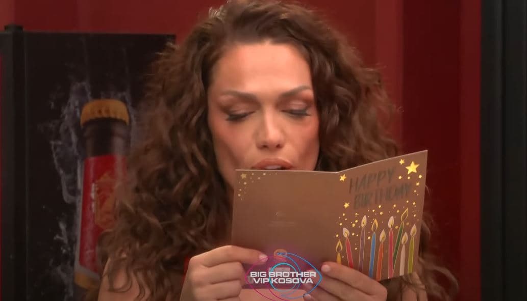 “Të do mami shumë”, Drenusha merr urim për ditëlindje nga nëna (VIDEO)